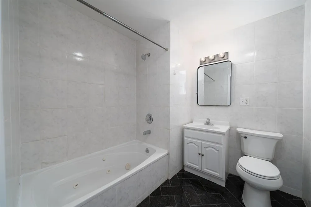 413-415 9TH ST Union City, NJ 07087