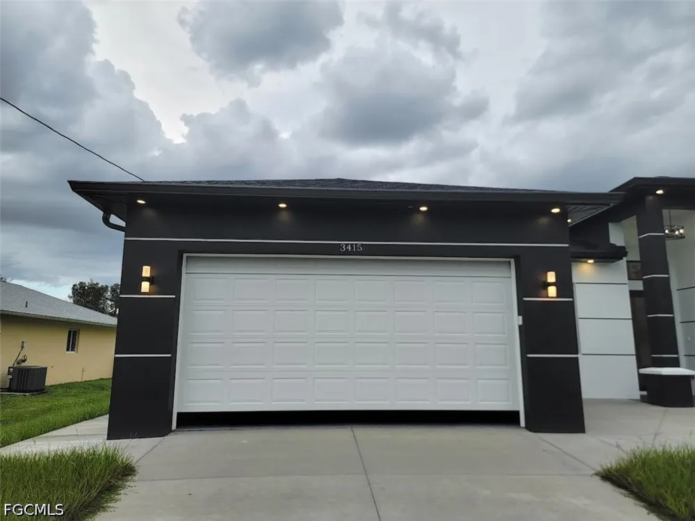 36th Street SW Lehigh Acres, FL 33976