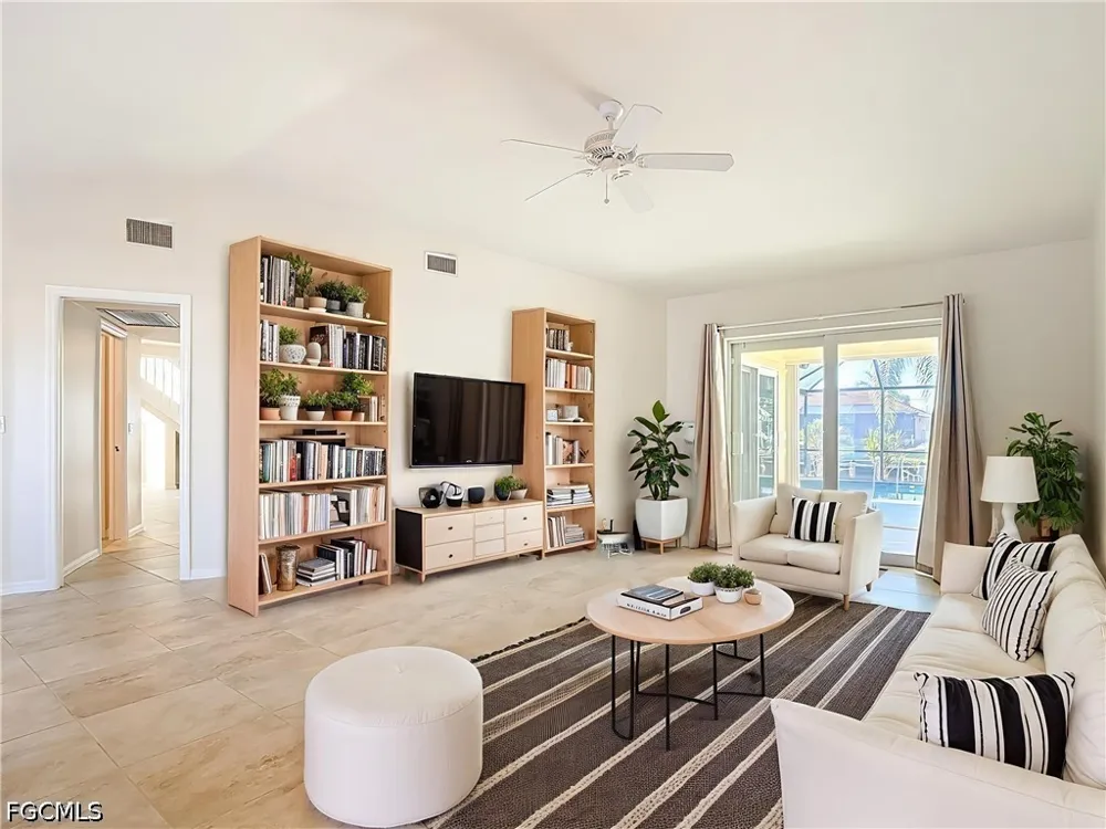 SW 38th Terrace Cape Coral, FL 33914