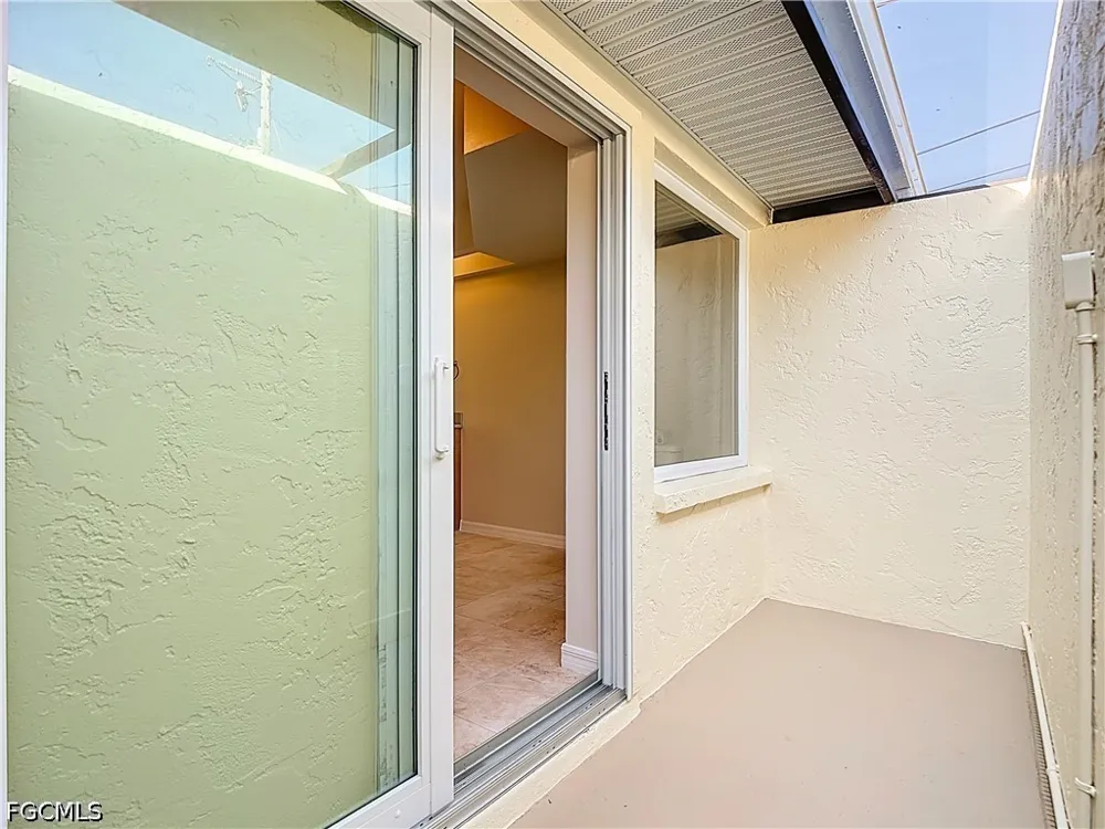 SW 38th Terrace Cape Coral, FL 33914