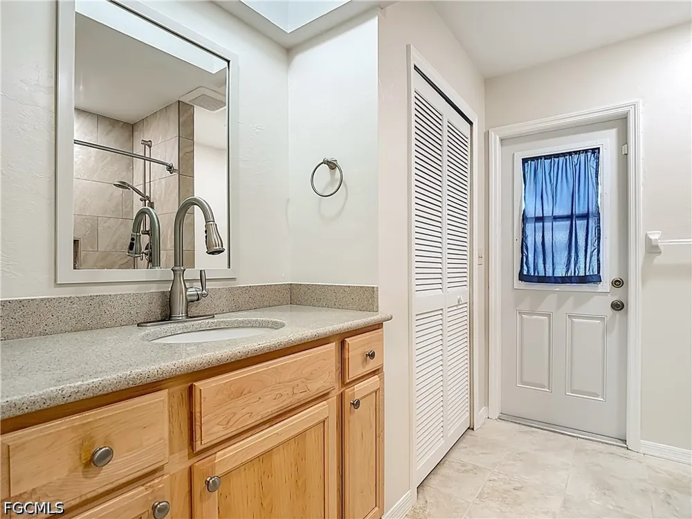 SW 38th Terrace Cape Coral, FL 33914