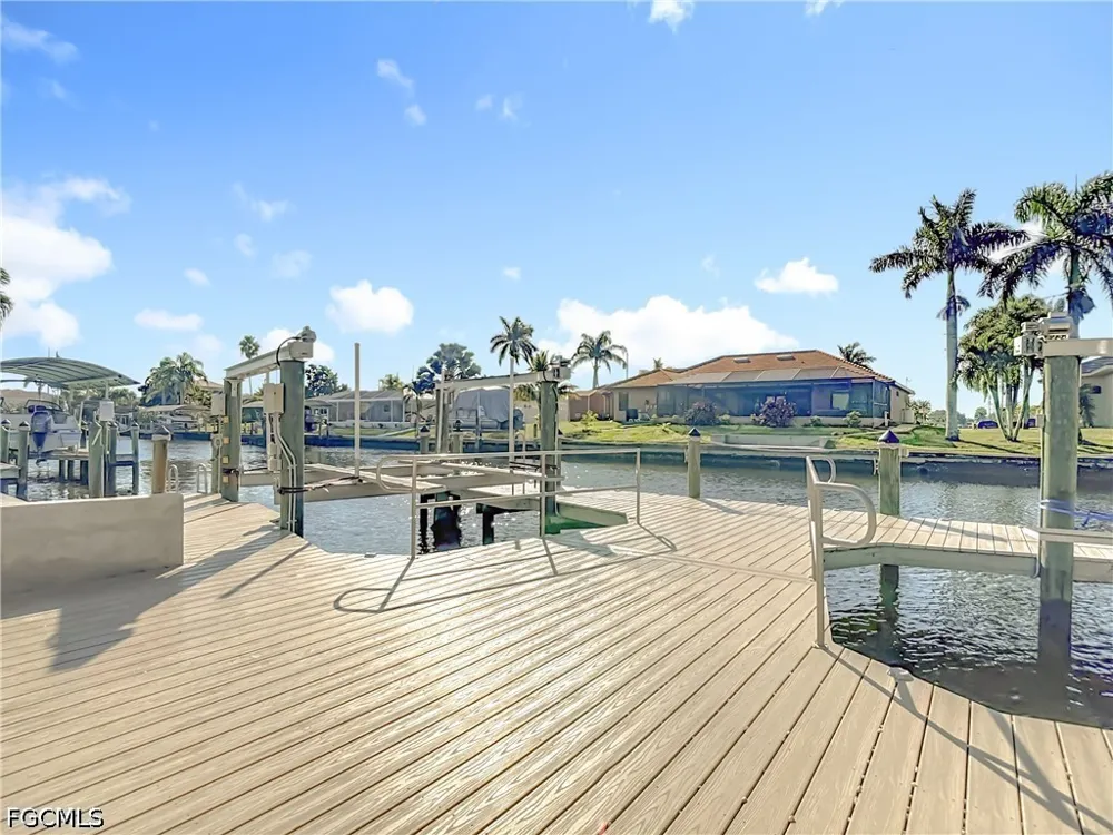 SW 38th Terrace Cape Coral, FL 33914