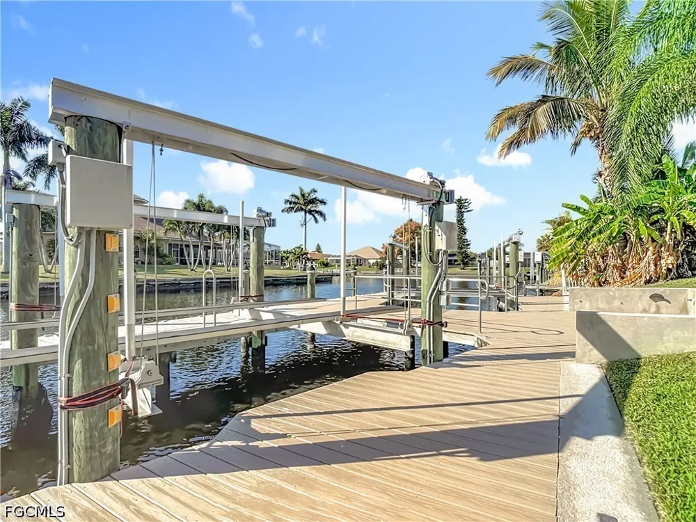 SW 38th Terrace Cape Coral, FL 33914