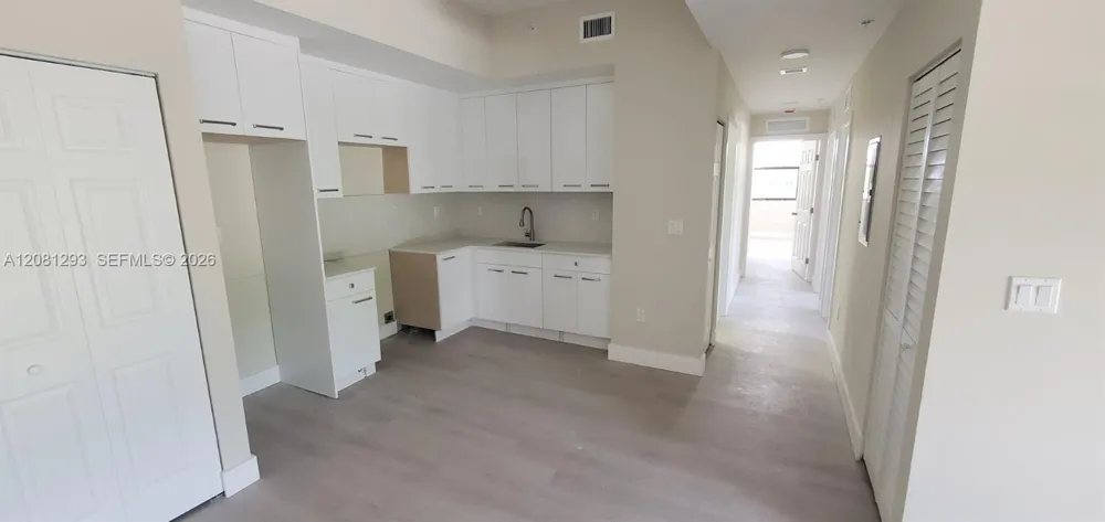 17020 SW 104th Ave #203 Miami, FL 33157
