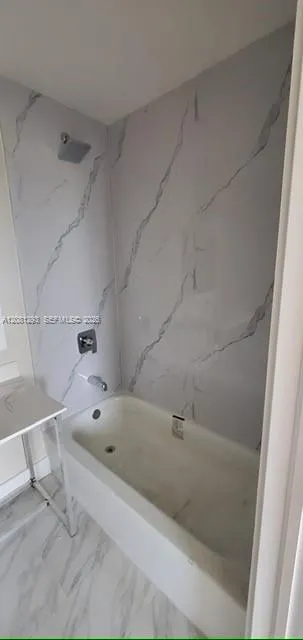 17020 SW 104th Ave #203 Miami, FL 33157