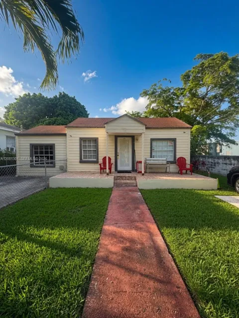 715 NW 116th Ter #B