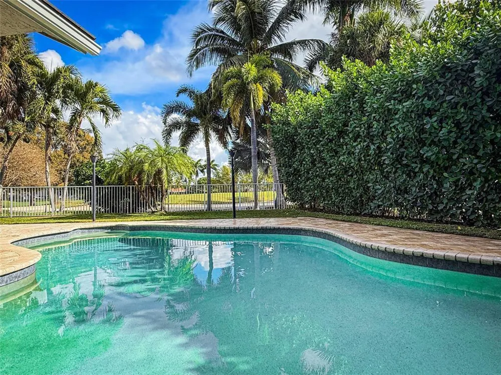 1919 S CLUB DRIVE Wellington, FL 33414