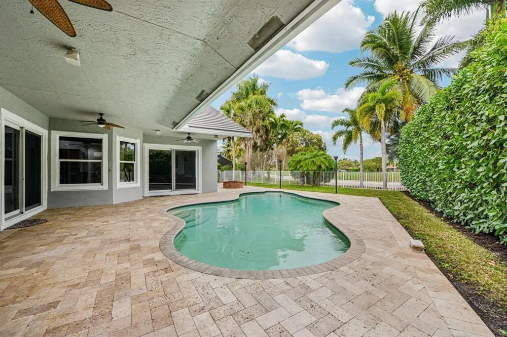 1919 S CLUB DRIVE Wellington, FL 33414