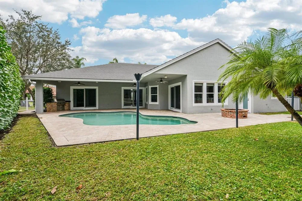 1919 S CLUB DRIVE Wellington, FL 33414