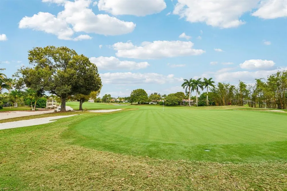 1919 S CLUB DRIVE Wellington, FL 33414