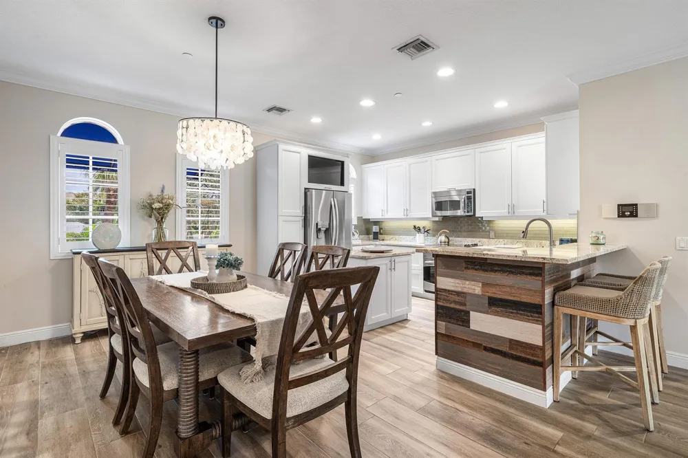 813 Estancia Way Boynton Beach, FL 33435