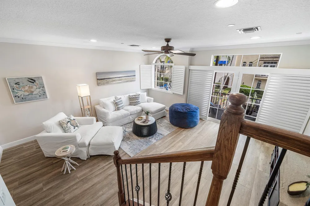 813 Estancia Way Boynton Beach, FL 33435