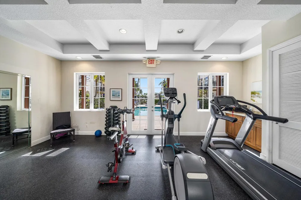 813 Estancia Way Boynton Beach, FL 33435