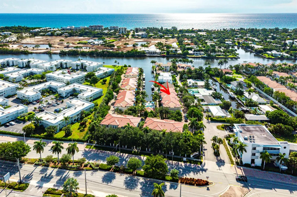 813 Estancia Way Boynton Beach, FL 33435