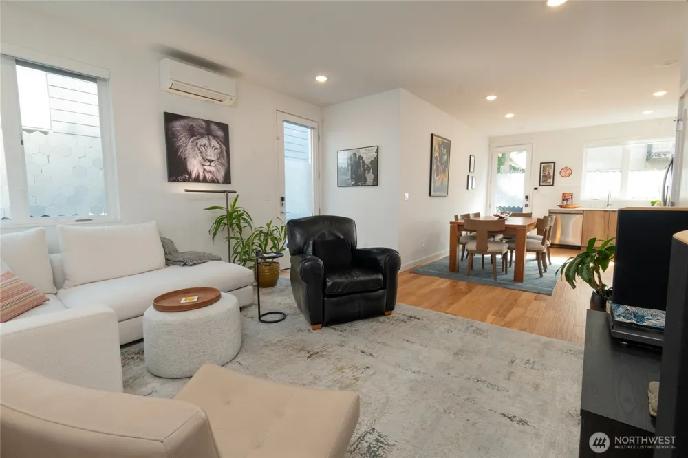 1524 13th Avenue S #A Seattle, WA 98144