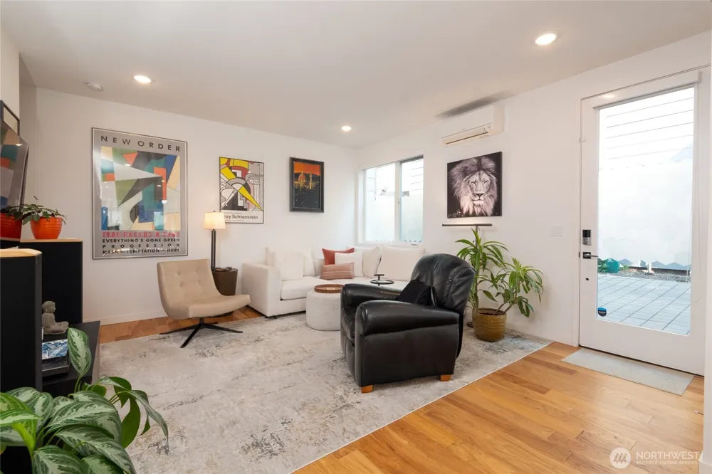 1524 13th Avenue S #A Seattle, WA 98144