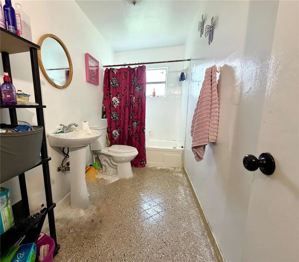 1499 AVENUE E NE Winter Haven, FL 33881
