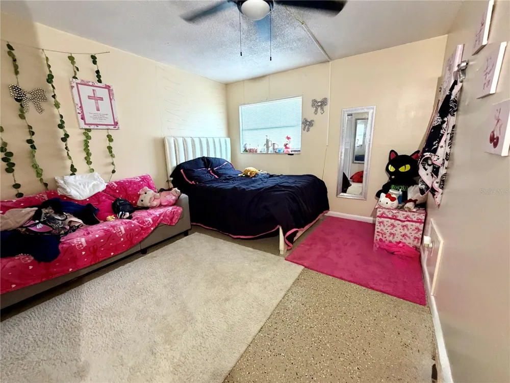 1499 AVENUE E NE Winter Haven, FL 33881
