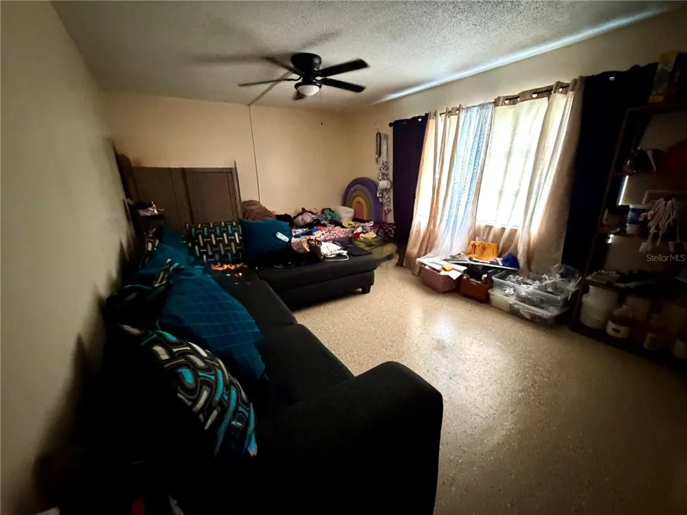 1499 AVENUE E NE Winter Haven, FL 33881