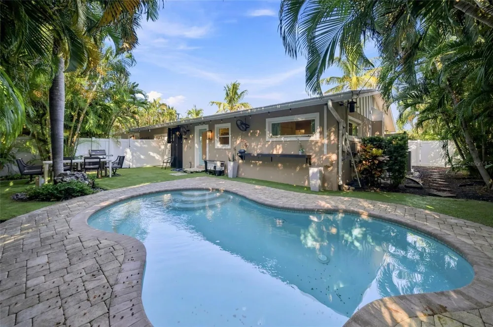 205 82ND STREET Holmes Beach, FL 34217
