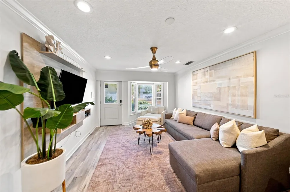205 82ND STREET Holmes Beach, FL 34217