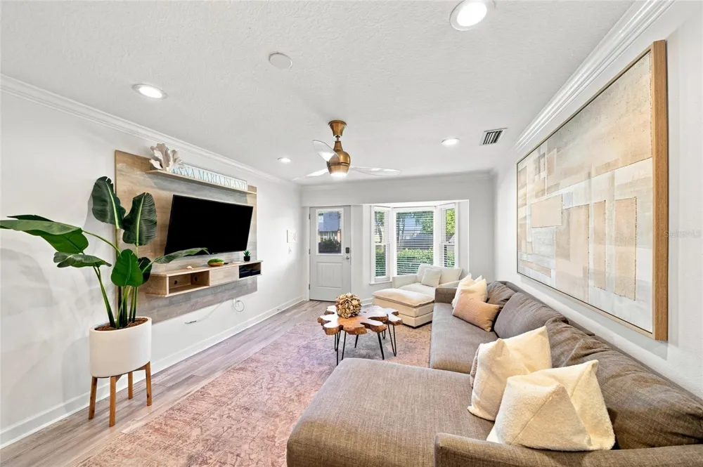 205 82ND STREET Holmes Beach, FL 34217