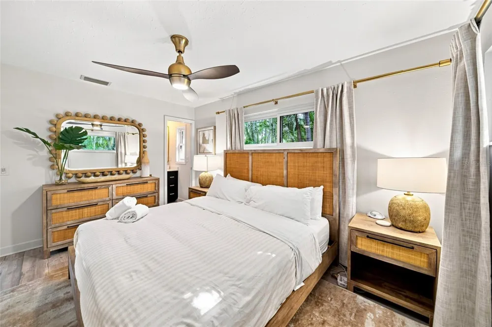 205 82ND STREET Holmes Beach, FL 34217