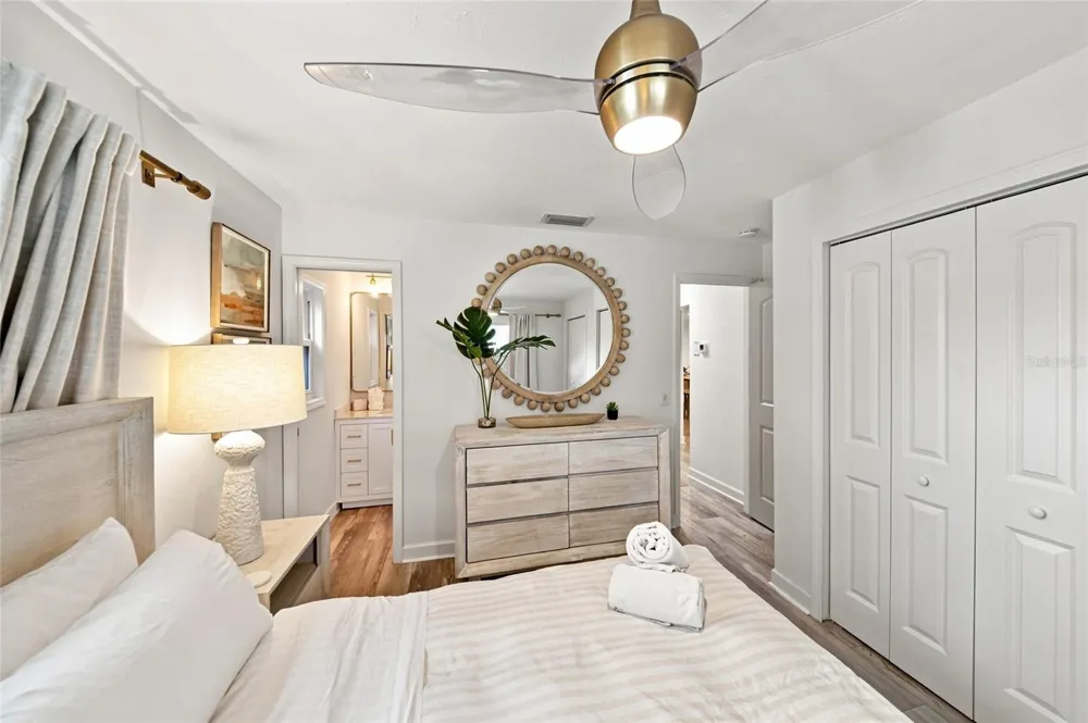205 82ND STREET Holmes Beach, FL 34217