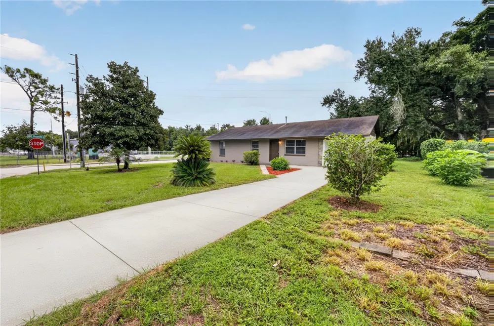 507 S OHIO AVE Groveland, FL 34736