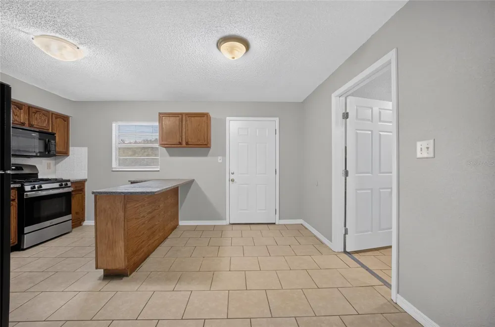 507 S OHIO AVE Groveland, FL 34736