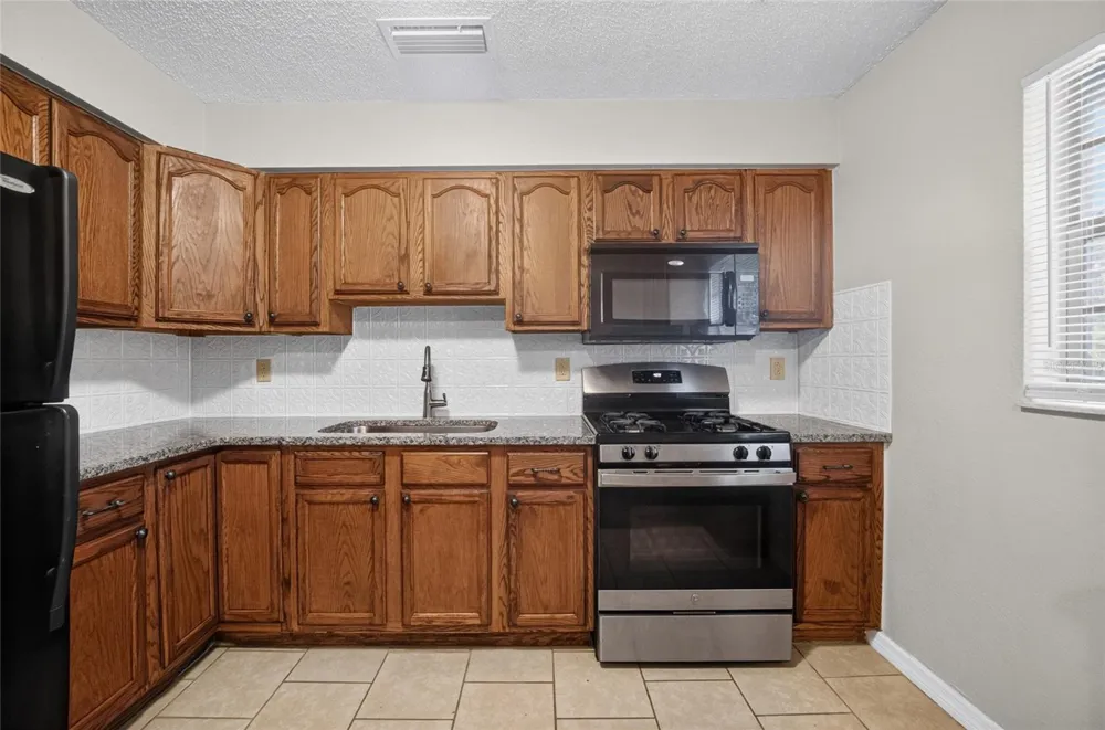 507 S OHIO AVE Groveland, FL 34736
