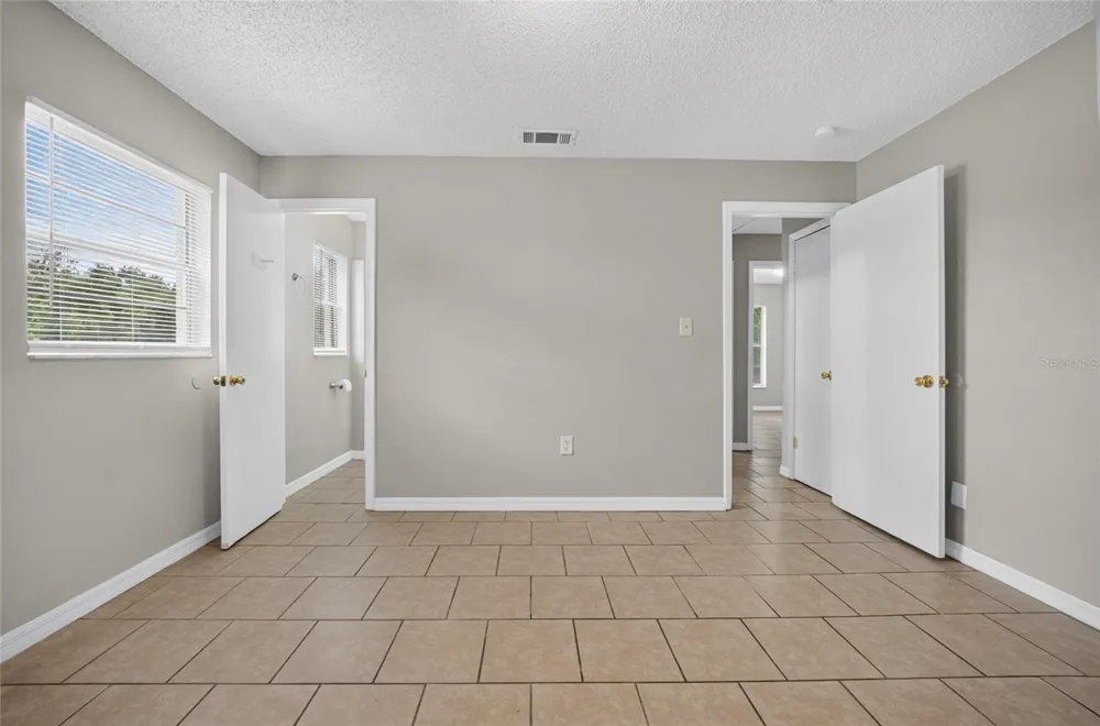 507 S OHIO AVE Groveland, FL 34736