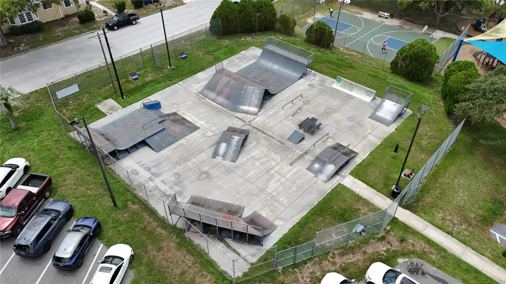 507 S OHIO AVE Groveland, FL 34736