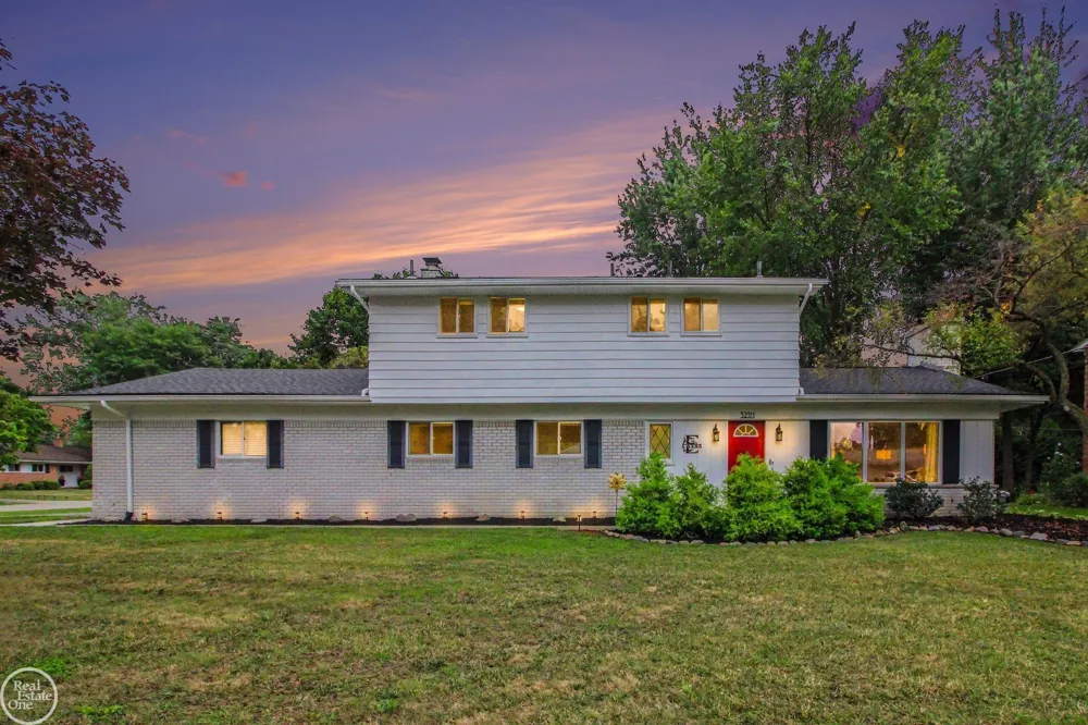 32311 W Wayburn Street Farmington Hills City, MI 48334