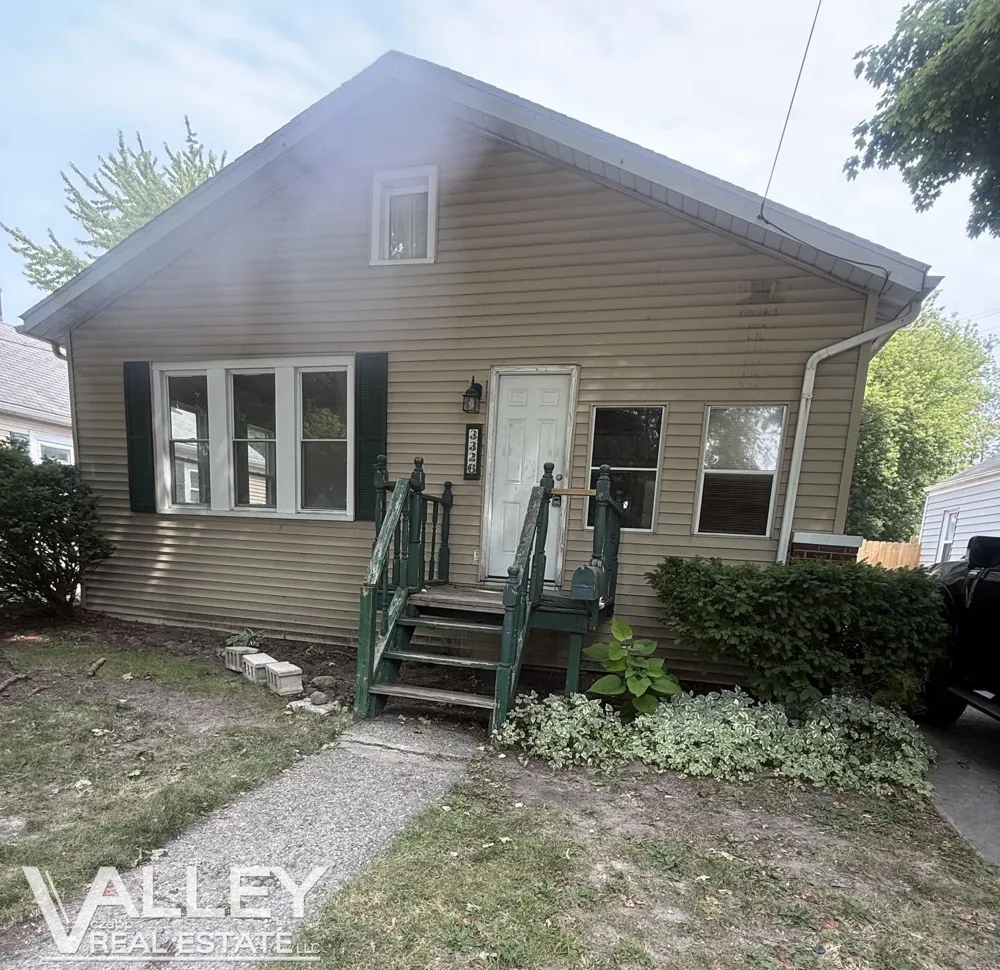 3326 Court Street Saginaw City, MI 48602
