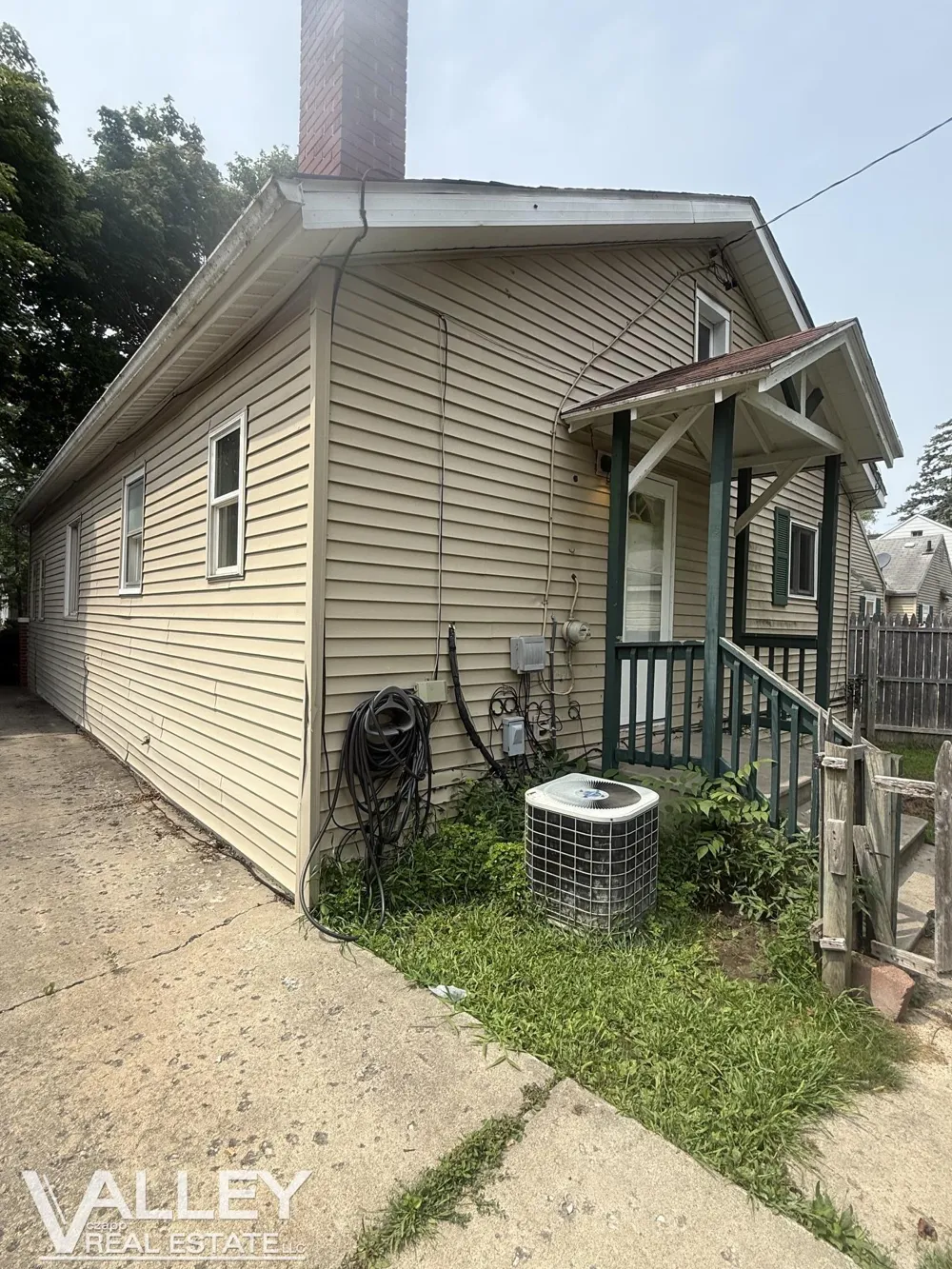 3326 Court Street Saginaw City, MI 48602