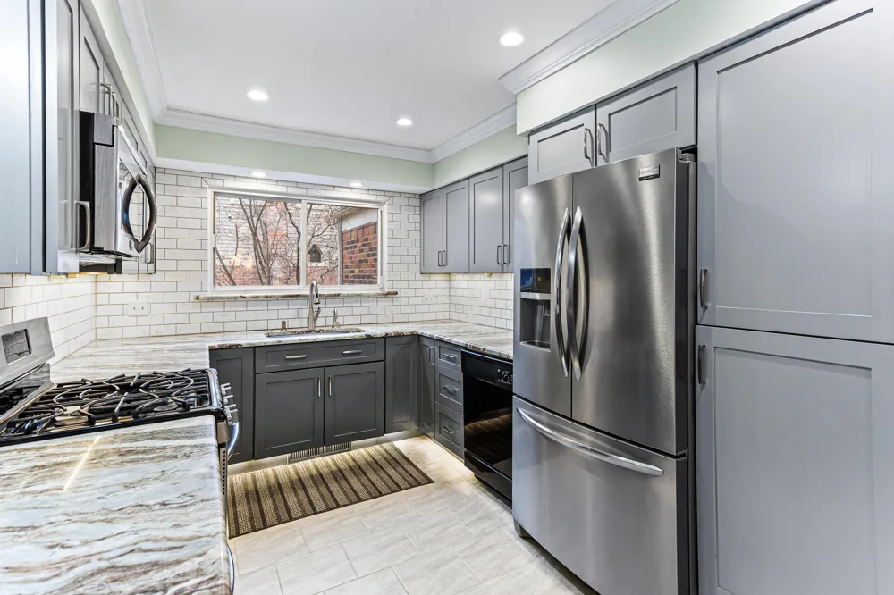 1698 Lexington Street Plymouth City, MI 48170