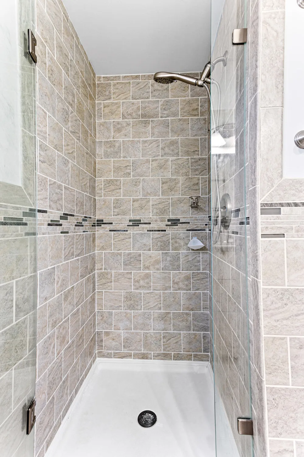 1698 Lexington Street Plymouth City, MI 48170