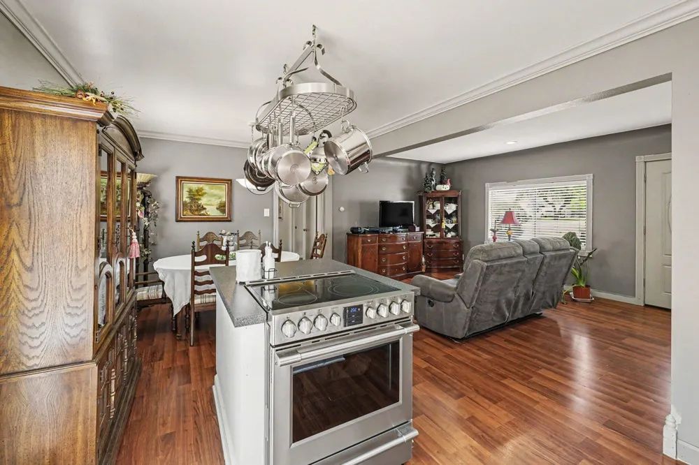3472 Esson Drive Grand Blanc Charter Township, MI 48439