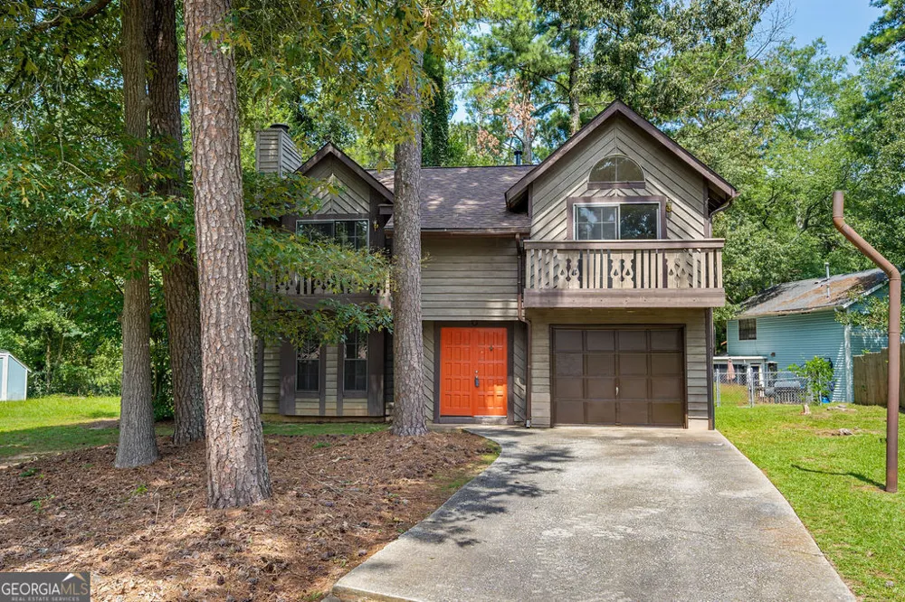 1043 Ascot CT Riverdale, GA 30296