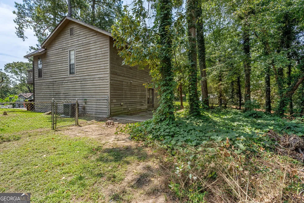 1043 Ascot CT Riverdale, GA 30296