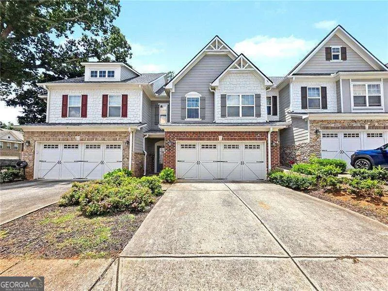 1641 Austin Meadows DR Decatur, GA 30032