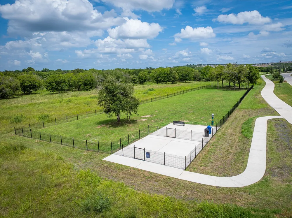 4516 Bridal Veil Drive Austin, TX 78747