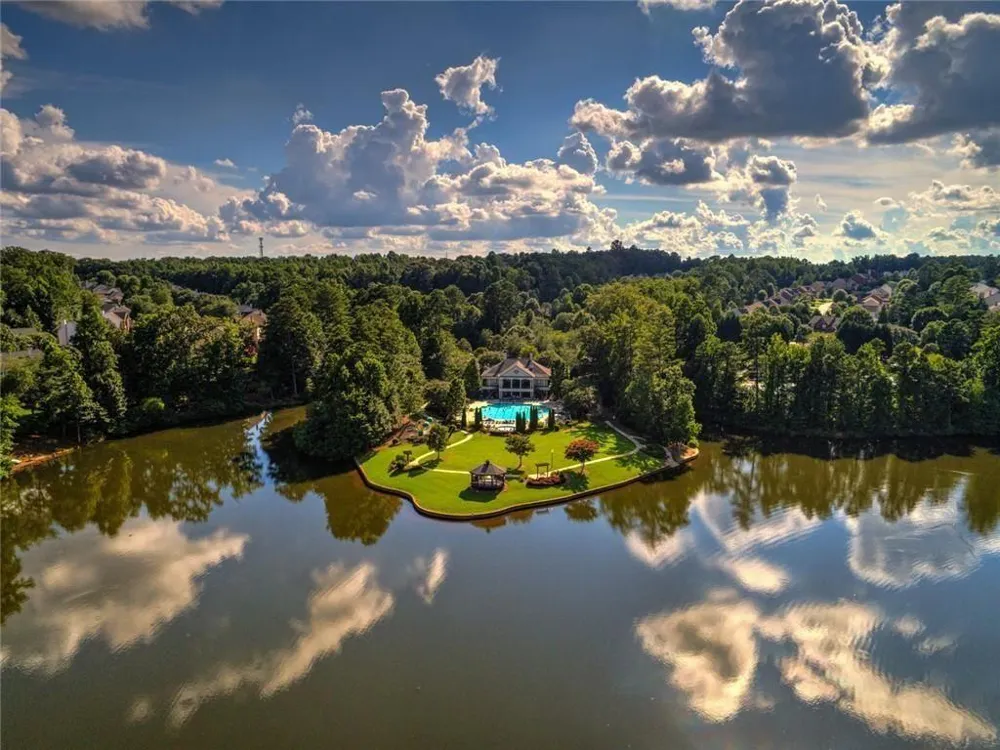 770 Glastonbury Court Cumming, GA 30041