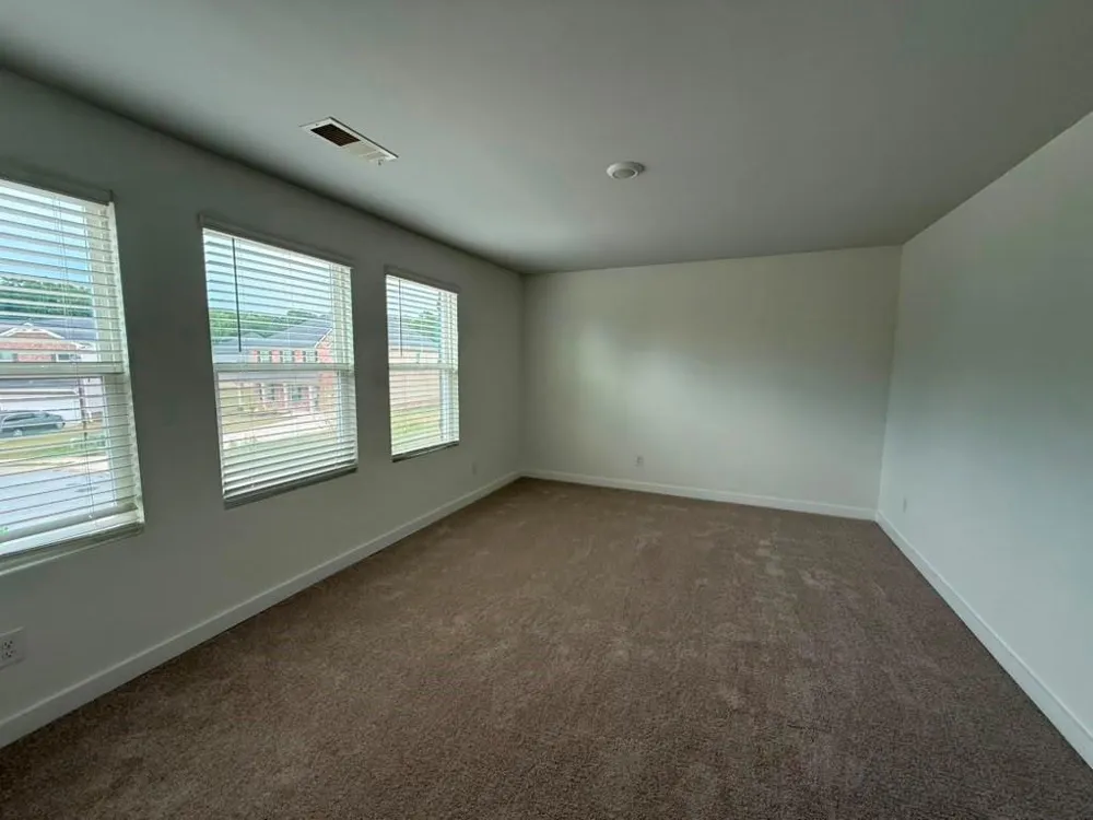 1104 Laflor Way McDonough, GA 30253