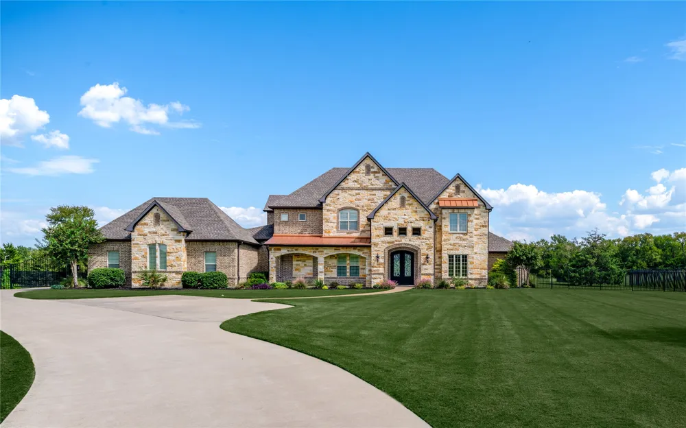 218 Tanner Creek Circle Sunnyvale, TX 75182