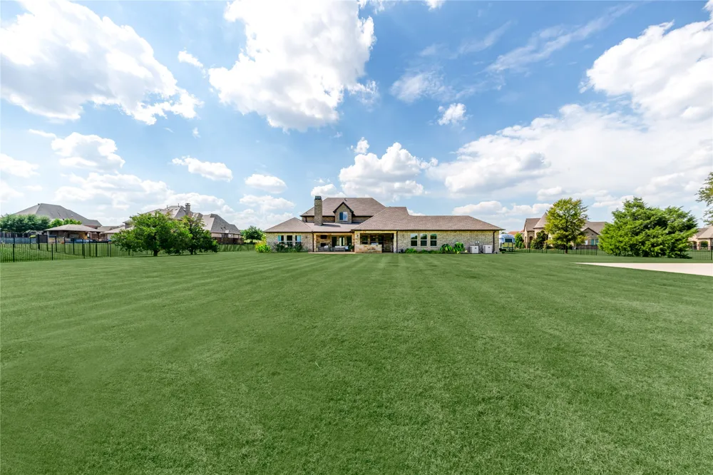218 Tanner Creek Circle Sunnyvale, TX 75182