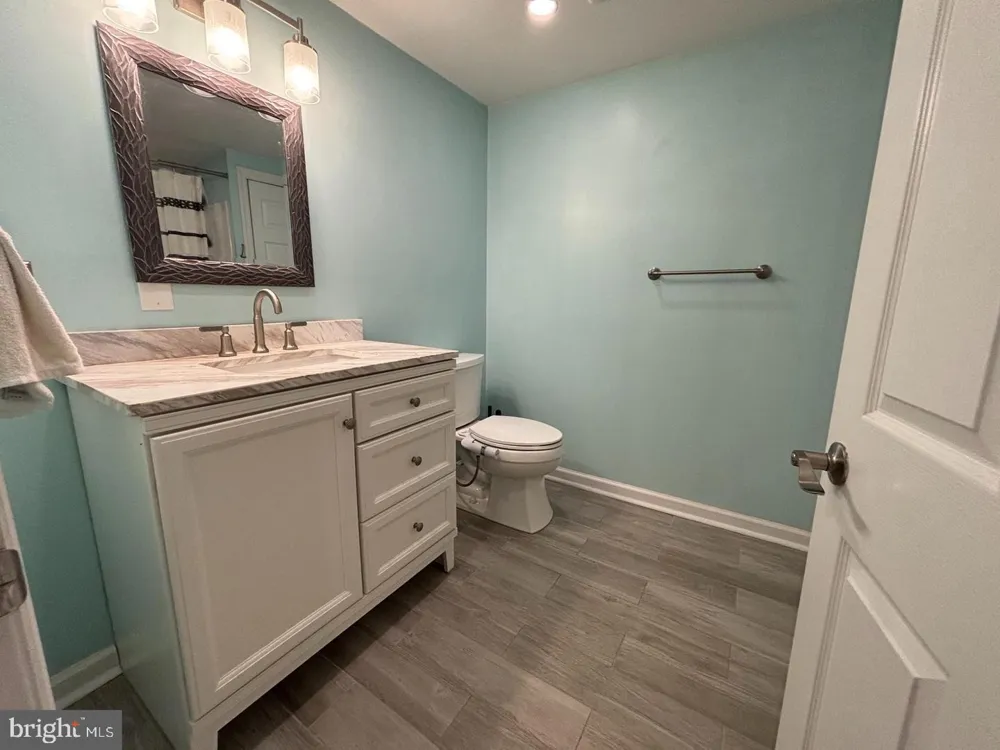 32 PEAR STREET Palmyra, NJ 08065
