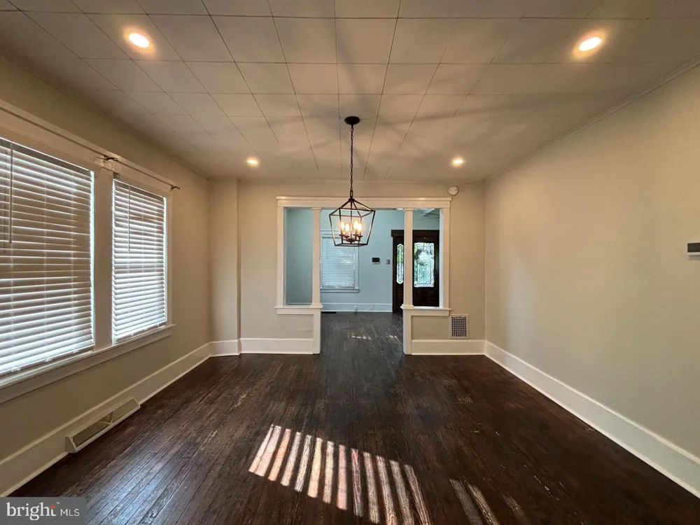 32 PEAR STREET Palmyra, NJ 08065