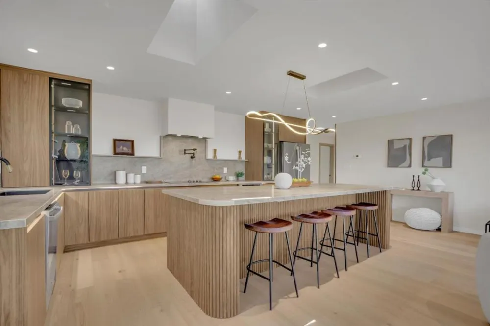 3618 Reposo Way Belmont, CA 94002